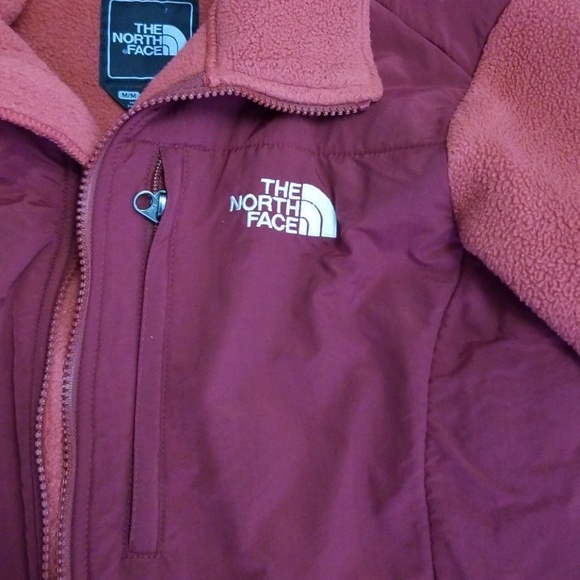 North face jacket. - Picture 3 of 4